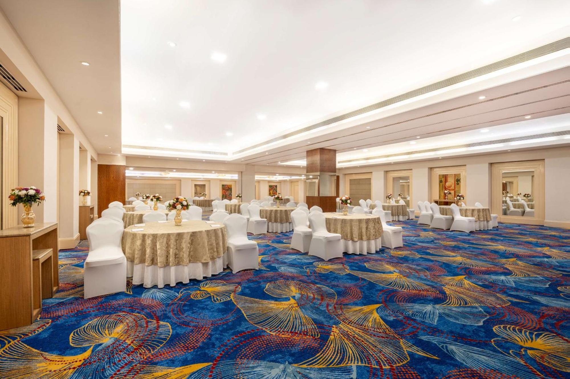 Park Plaza Faridabad Otel Dış mekan fotoğraf